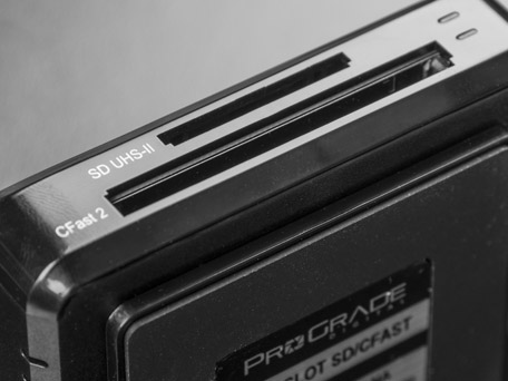 ProGrade Dual slot Card Reader -SD card and CFast 2.0