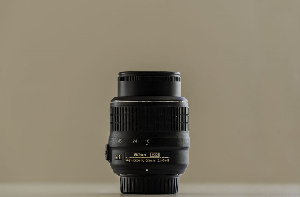 Nikon 18-55mm DX lens at 18mm Infinity Focus